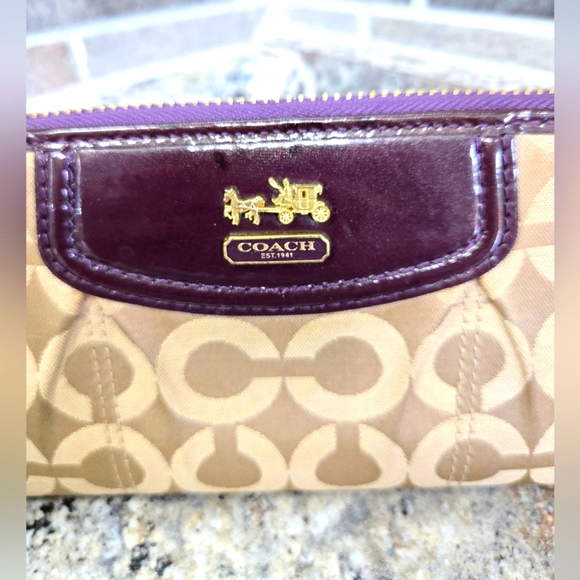EUC Coach Purple/Tan Op Art Fabric and Leather Madison Continental Wallet - Picture 2 of 12